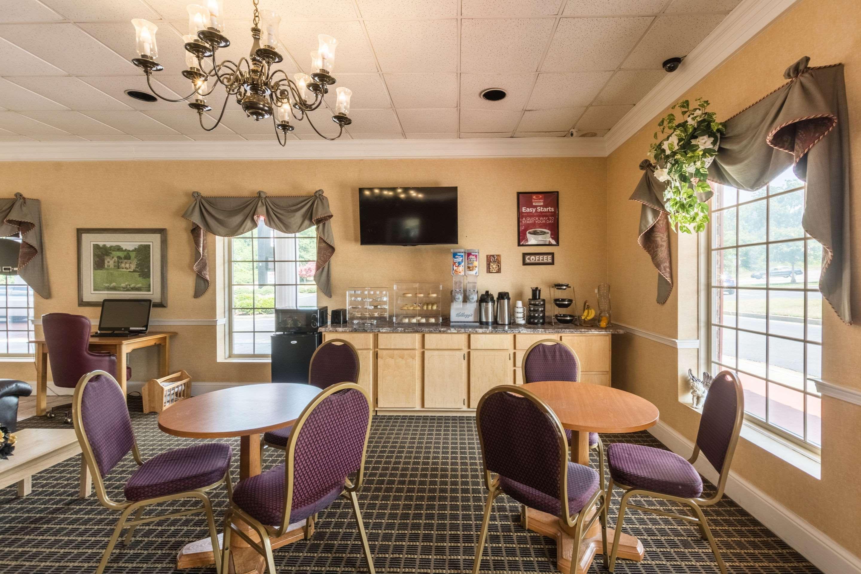 Econo Lodge Inn & Suites Orangeburg Kültér fotó