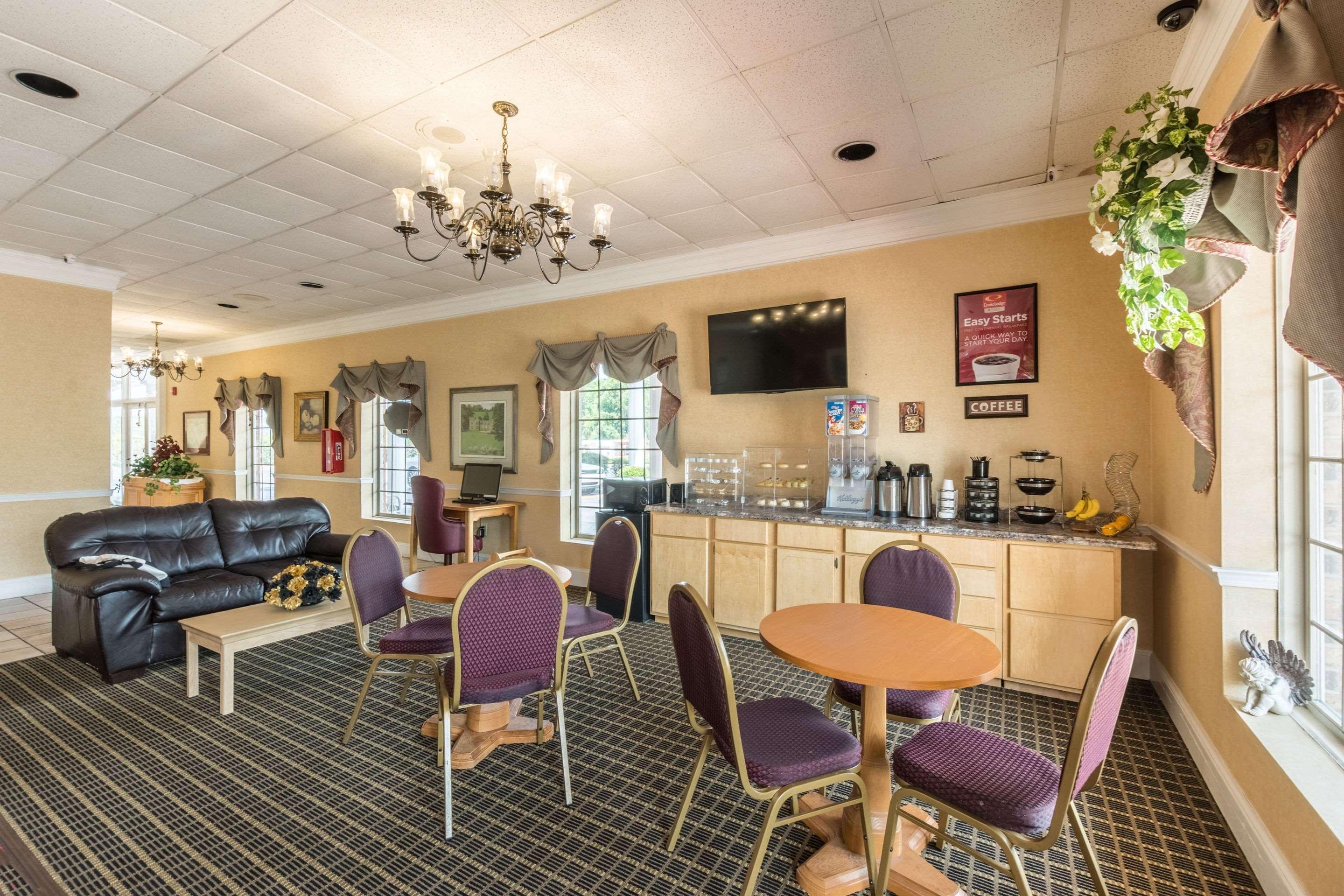 Econo Lodge Inn & Suites Orangeburg Kültér fotó