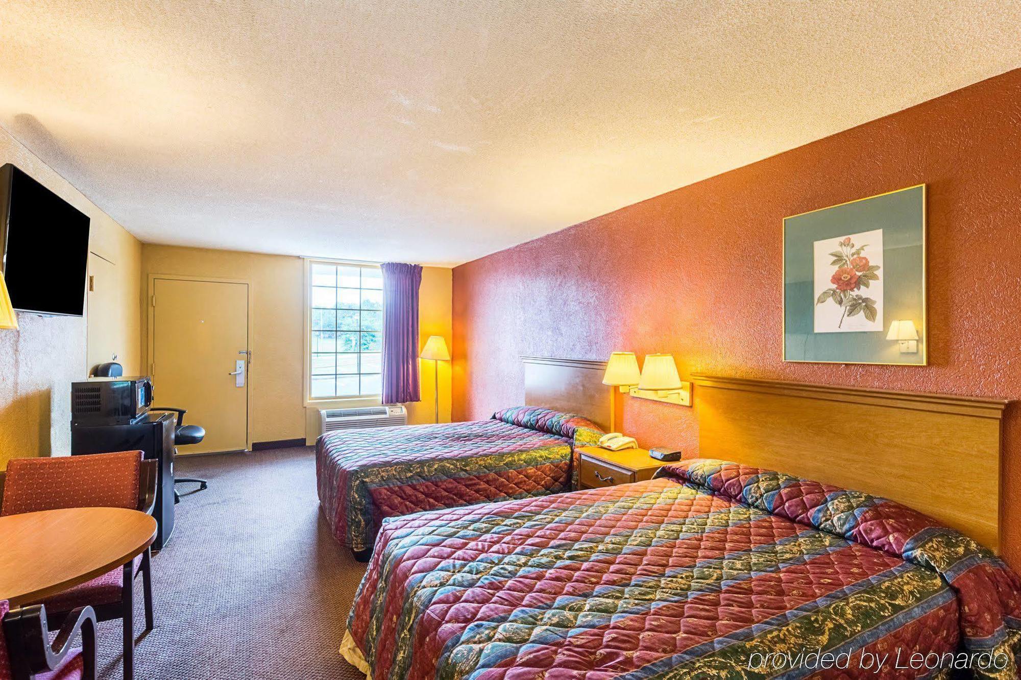 Econo Lodge Inn & Suites Orangeburg Kültér fotó